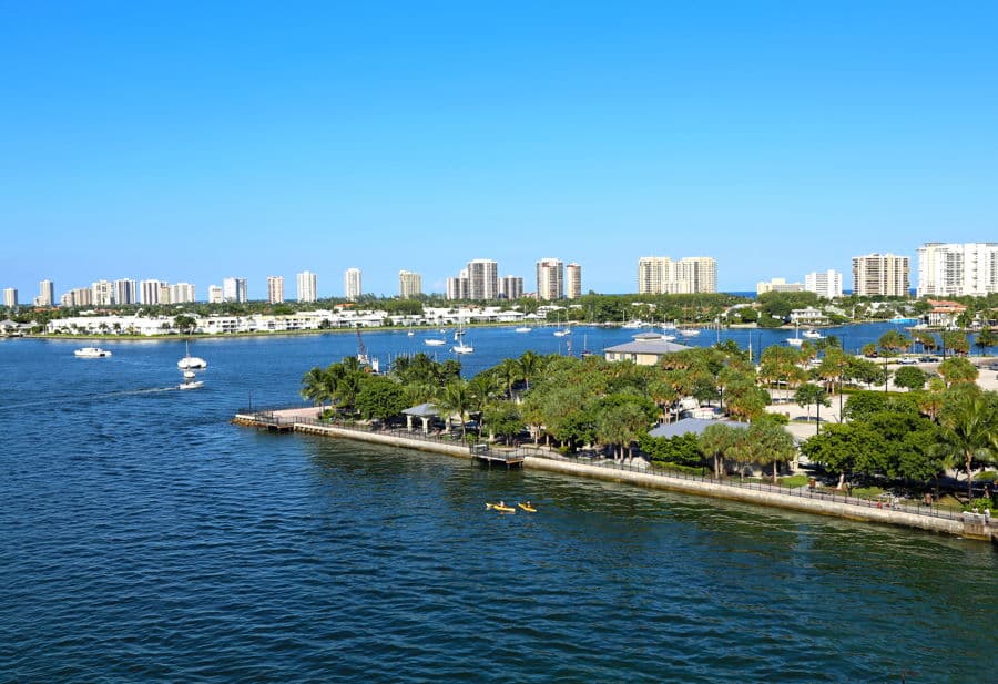 listings For Sale in Riviera Beach