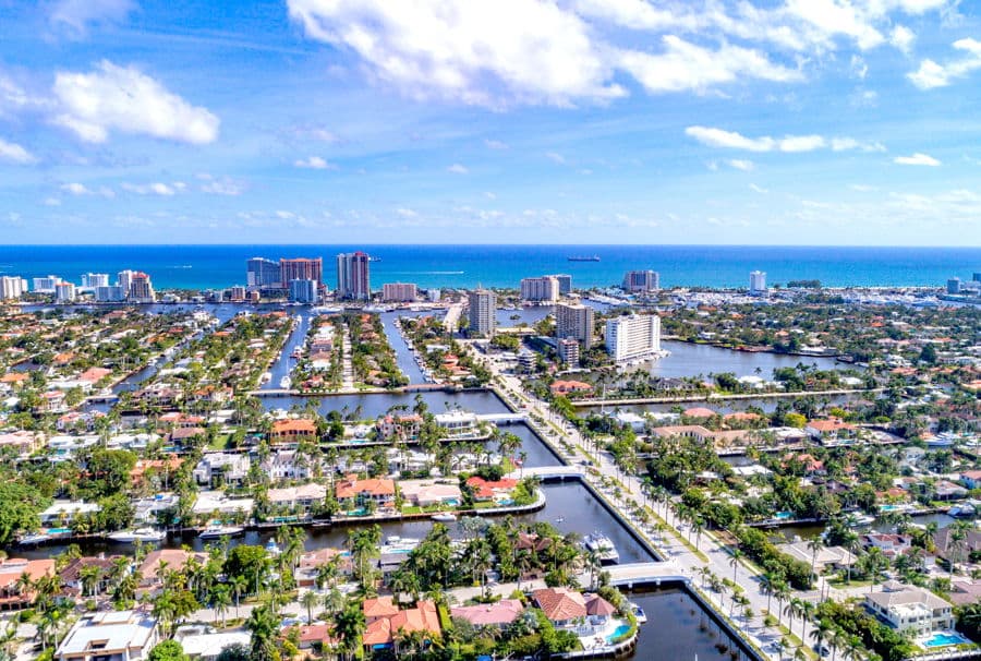 listings For Sale in Las Olas Isles